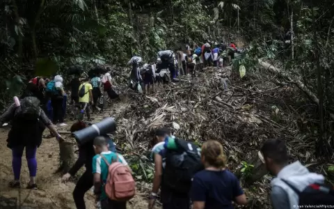 EE.UU. y Panam� acuerdan cerrar paso y repatriar a migrantes
