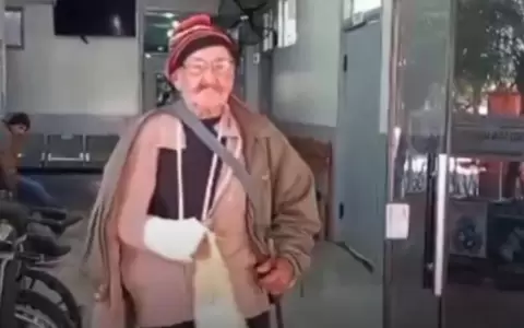 Asaltan a anciano vendedor de helados y lo arrojan a un puente