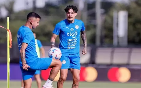 Daniel Garnero explica la no titularidad de Gustavo G�mez