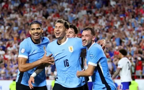 Uruguay elimina al anfitri�n; Panam� gana y clasifica segunda
