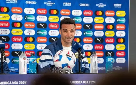 Lionel Scaloni banc� a Marcelo Bielsa
