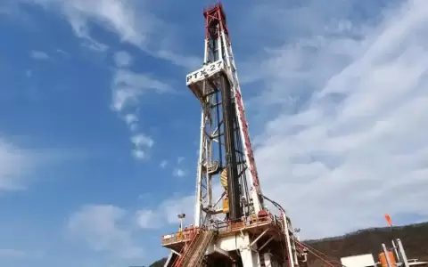 Bolivia anuncia el hallazgo de megacampo de gas natural