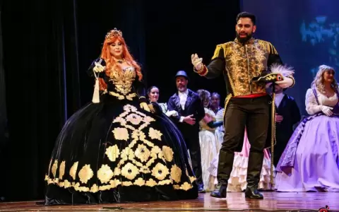 "Elisa Lynch y el Mariscal L�pez: historia de un amor sin l�mites" en el Teatro Municipal