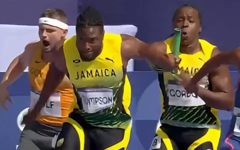 �Jamaica qued� fuera de la final del relevo de 4x100 masculino!