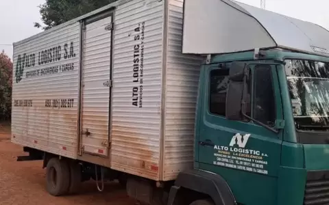 Asaltan violentamente un cami�n transportador y roban mercader�as
