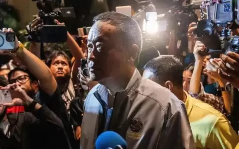 Corte Constitucional de Tailandia cesa al primer ministro