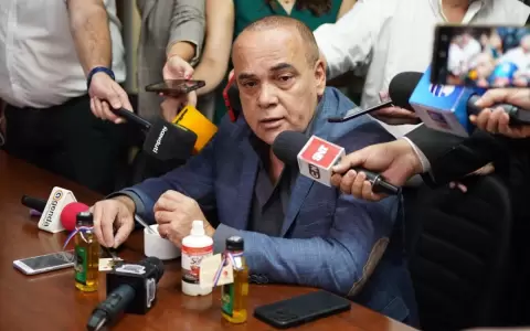 Camioneta de Dirisio: �Bachi� justifica acuerdo con Senabico, pero niega uso