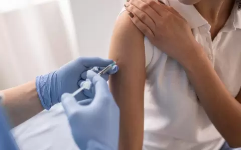 Vacuna contra el VPH previene m�s del 90% de casos de c�ncer de cuello uterino
