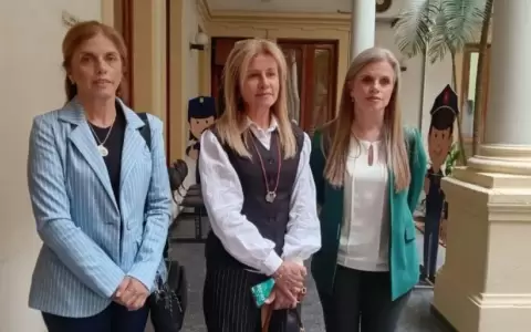 Hijas de �scar Denis pidieron al ministro del Interior avance en la investigaci�n