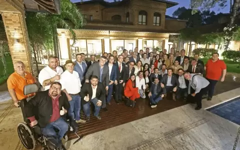 Legislativo y Ejecutivo muestran apoyo a HC