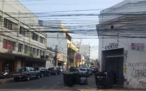 Desidia y abandono opacan el aniversario de Asunci�n