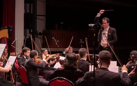 Pinta Sud Asu 2024 inaugura con gran concierto de la OSIC en el Banco Central