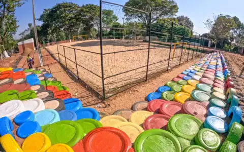 Anuncian la inauguraci�n de la primera cancha de f�tbol de playa en San Antonio