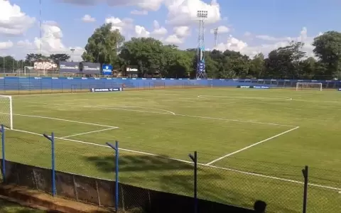 El Cl�sico Blanco y Negro cambia de escenario