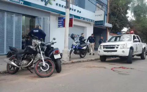 Toman de reh�n a gerente de casa de cambios que fue asaltada hace pocos meses