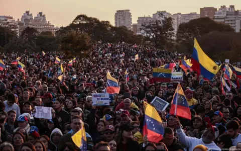 Machado valora como �gran victoria� jornada de protesta