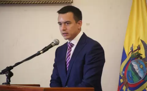 Ecuador abre un proceso de regularizaci�n de inmigrantes venezolanos