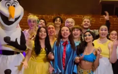 Funci�n gratuita de "El Reino de los Valores" en el Teatro Municipal