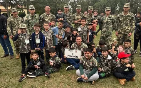 Pe�a particip� del evento "Soldado por un d�a"