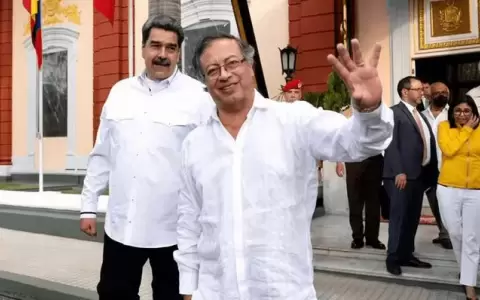La izquierda que apoy� a la revoluci�n bolivariana intenta sobrevivir al hurac�n postelectoral