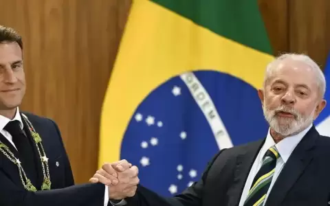 Macron y Lula apoyan una "elecci�n transparente" en Venezuela