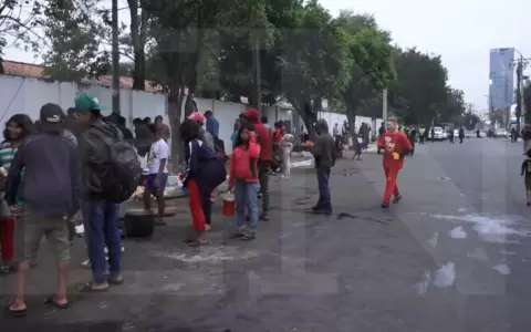 Cierre de Av. Artigas por manifestaci�n ind�gena
