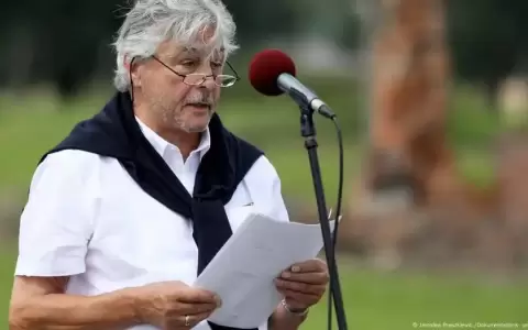 "Educar a los j�venes" sobre genocidio nazi de sinti y roman�es