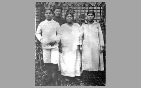 Muestra fotogr�fica �Jos� Asunci�n Flores, creador de la guarania� en la Manzana