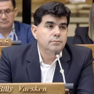 Diputado advierte que el oficialismo busca "copar el Senado" con la senadur�a vitalicia