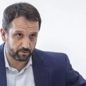 "Apoyar al mejor posicionado no es debilidad, es estrategia", afirma Camilo Filartiga sobre el PLRA