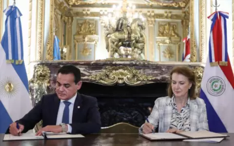 Cancilleres de Paraguay y Argentina abordan principales temas de la agenda bilateral