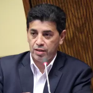 Corte declara inamovible a V�ctor R�os: podr� ser ministro hasta el 2046