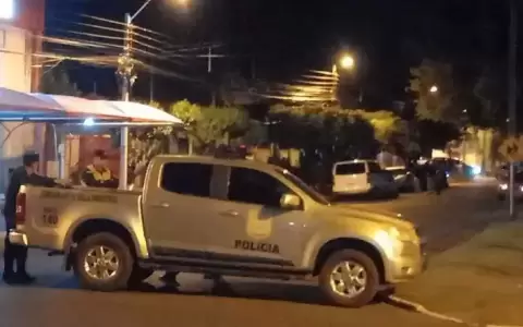 El agente que abati� a �Lalo� Gomes dice que el diputado dispar� primero