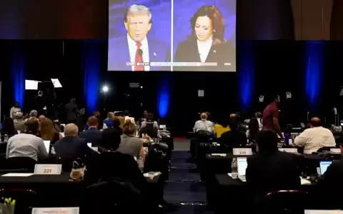 Acciones de Trump Media caen debajo del 16% tras el debate