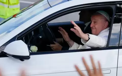 Papa Francisco concluye gira de 12 d�as por Asia y Ocean�a