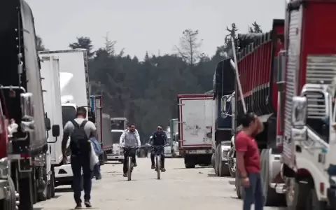 Colombia afronta tercer d�a de protesta por costo del di�sel