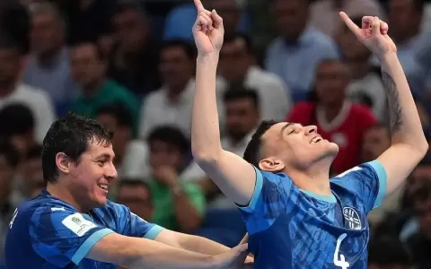 �Paraguay remonta a Afganist�n y se mete en cuartos de final!