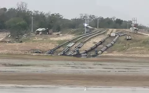 Drenan el r�o Paraguay hasta la �ltima gota