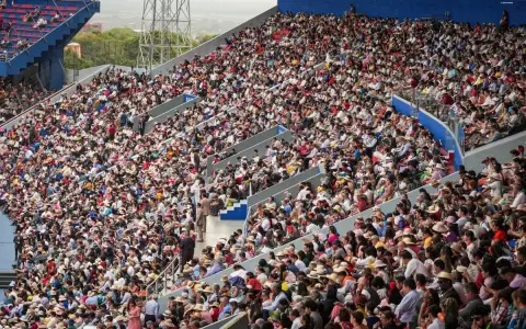 Asamblea de Testigos de Jehov� congreg� a 20.000 personas que movieron USD 4 millones, seg�n Senatur