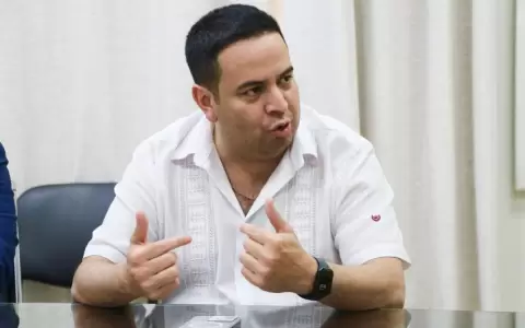 Gobernador de Central afirma que la convocatoria para la convenci�n liberal es totalmente legal