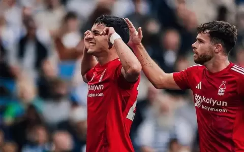 Sosa y su primer gol en la Premier League: ante el Brighton de Enciso