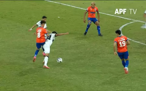 El an�lisis arbitral sobre el gol anulado a 2 de Mayo: �Correcta decisi�n�