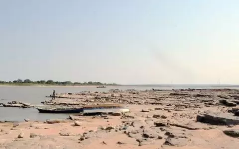 El r�o Paraguay registra hoy la peor bajante en 120 a�os