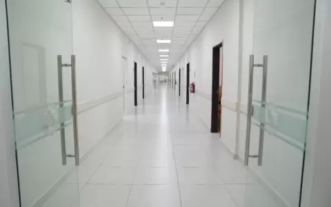 IPS habilitar� salas de internaci�n corta y quir�fano en Cl�nica 12 de Junio
