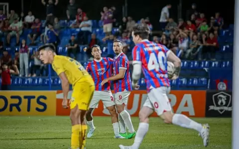 Copa Paraguay: Cerro Porte�o sufre, pero pasa en los penales