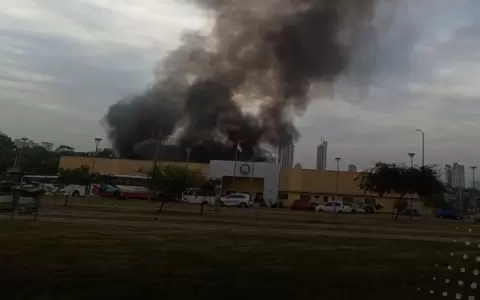 Incendio en zona de la Chacarita: identificaron a familias que recibir�n viviendas del MUVH