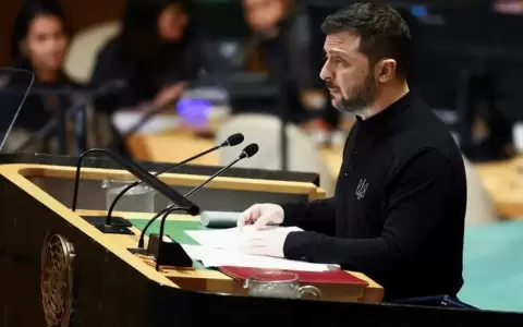 Zelensky denuncia que Putin planea atacar centrales nucleares y cuestiona a China y Brasil