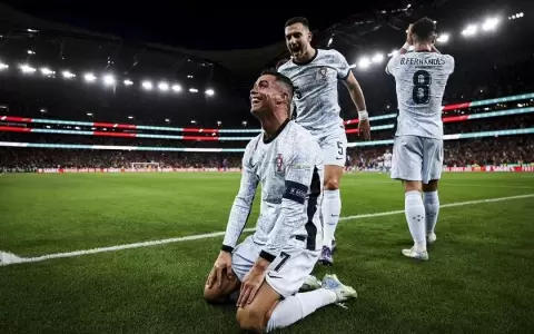 Cristiano Ronaldo anota su gol 900 en victoria de Portugal
