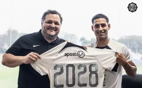 Hugo Adri�n Ben�tez, delantero de Olimpia que en septiembre del 2024 extendi� su contrato hasta diciembre del 2028.