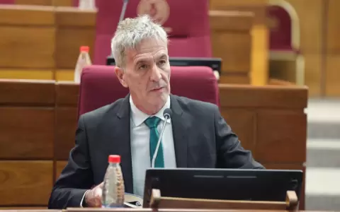 Periodistas comparecen ante CBI para "rendir cuentas"